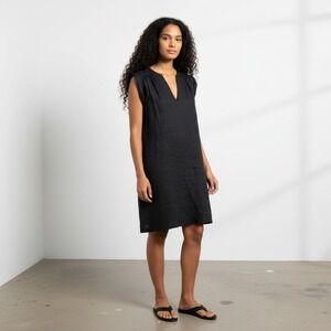 Theory Ainslie Black Linen Travel Dress Size 6 Sleeveless V-Neck